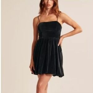 Abercrombie & Fitch Velvet Bubble Hem Mini Dress Black Size Medium Worn Once